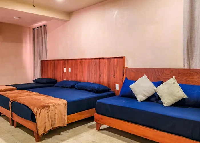 Family With Kitchenette & Terrace - Santuario Boutique Apartament
